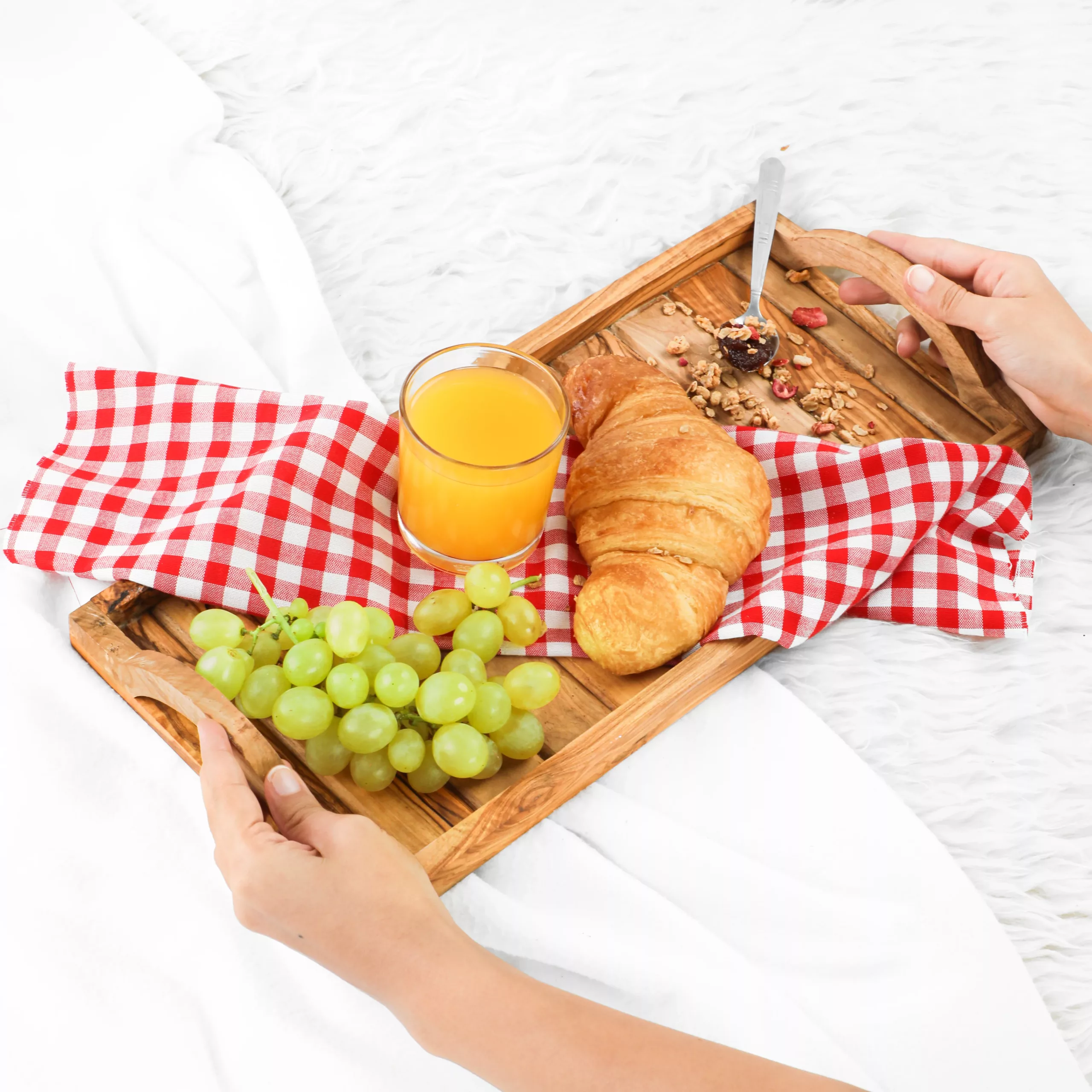 Plateau de service en bois d’olivier