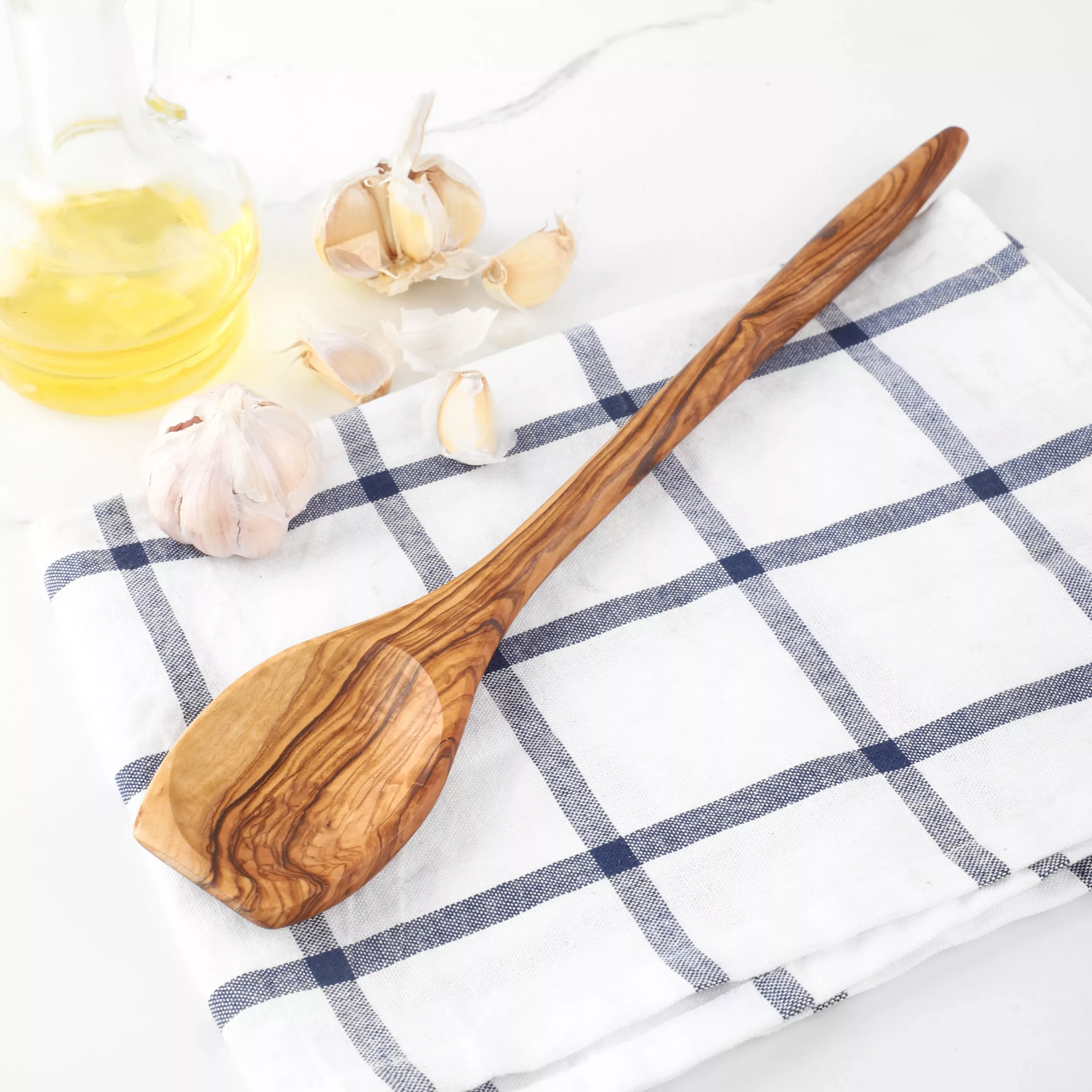 Spatule en bois d’olivier pour retourner