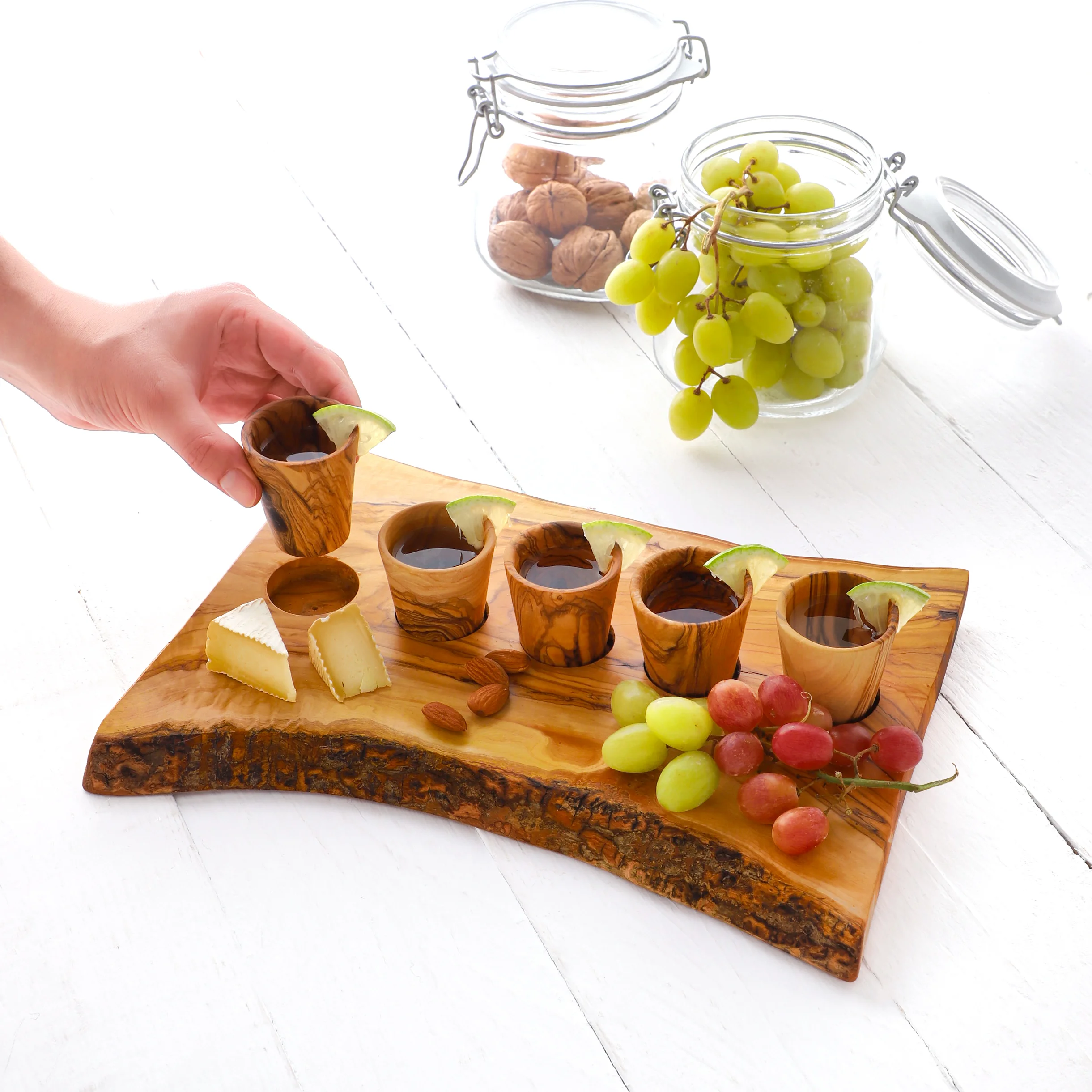 Ensemble de 5 verres à shot en bois avec support
