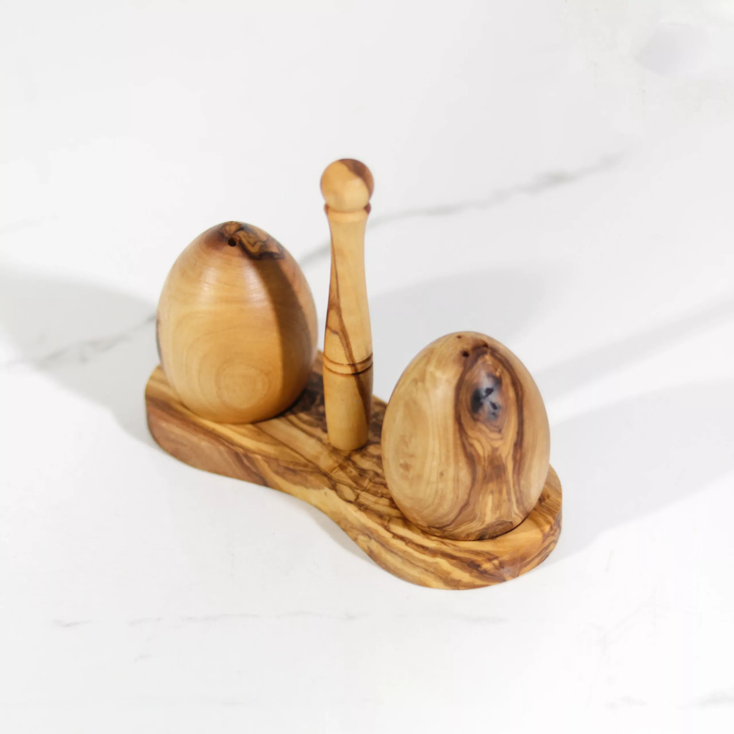 Ensemble salière et poivrière avec support en bois