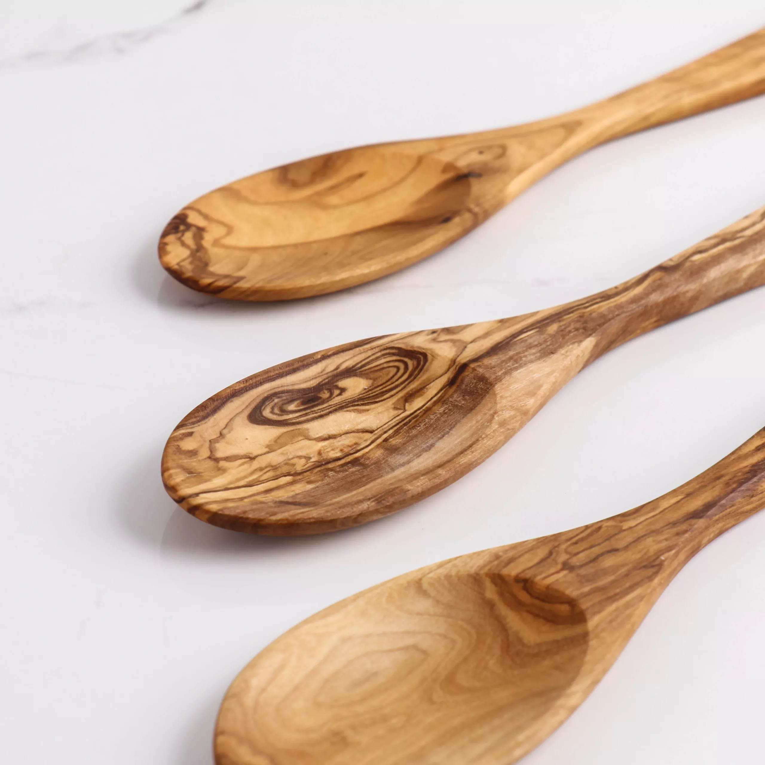 Cuillère courbée en bois d’olivier