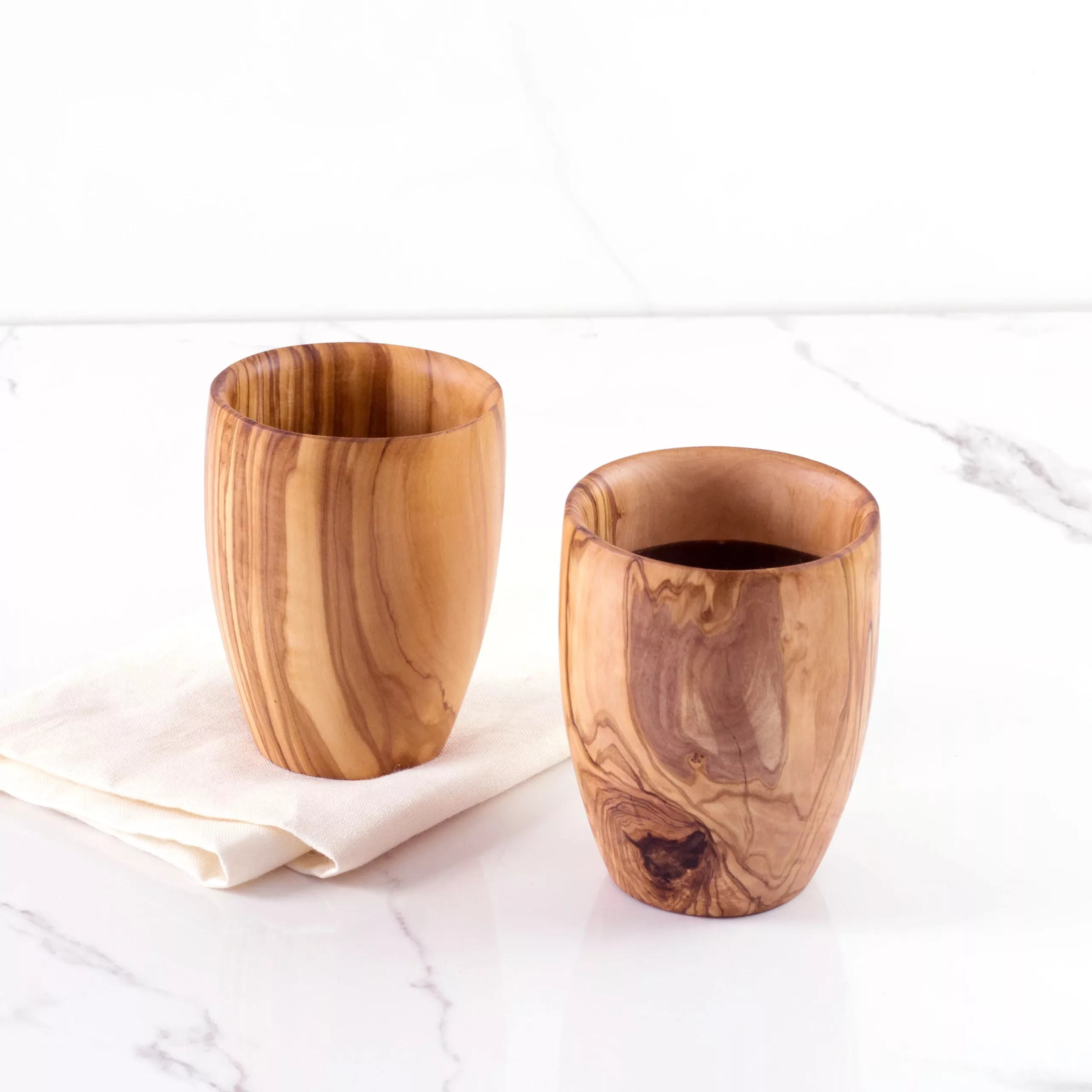 Tasse en bois d’olivier ovale