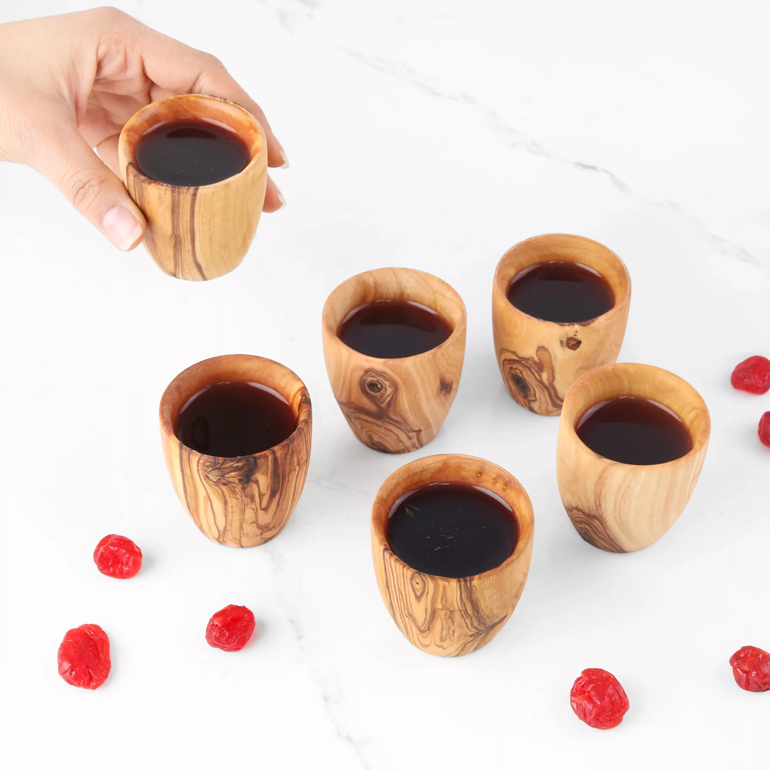 Verre à shot cylindrique en bois d’olivier